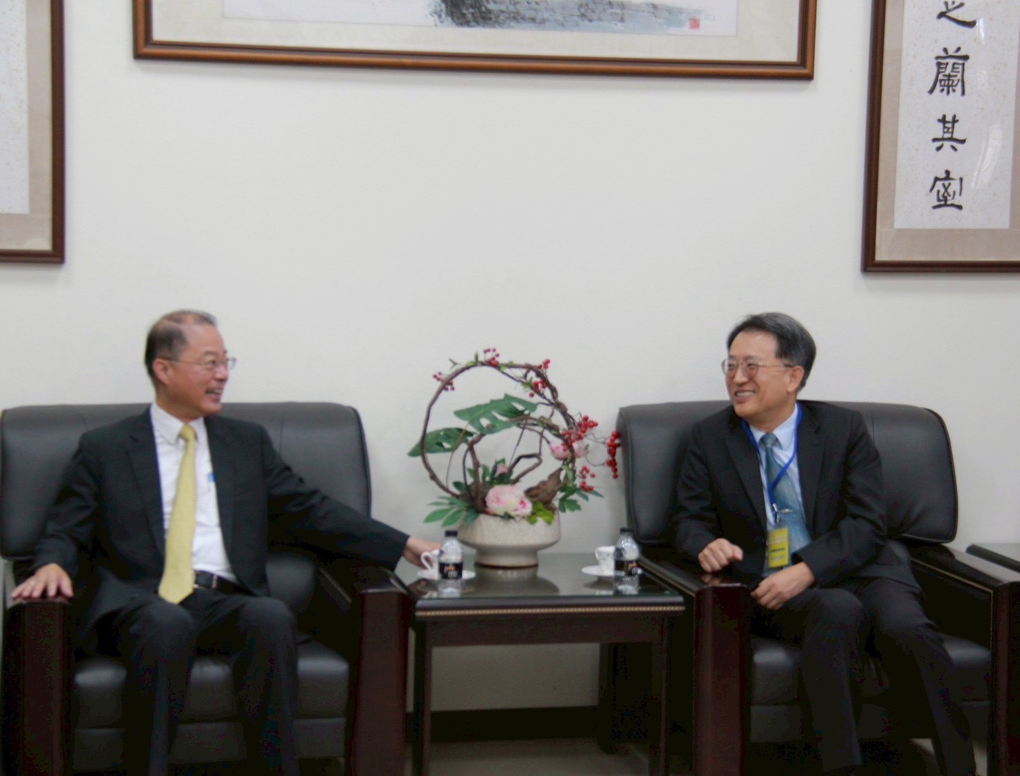 中央警察大學黃校長明昭與本校劉校長鴻烈面談圖片