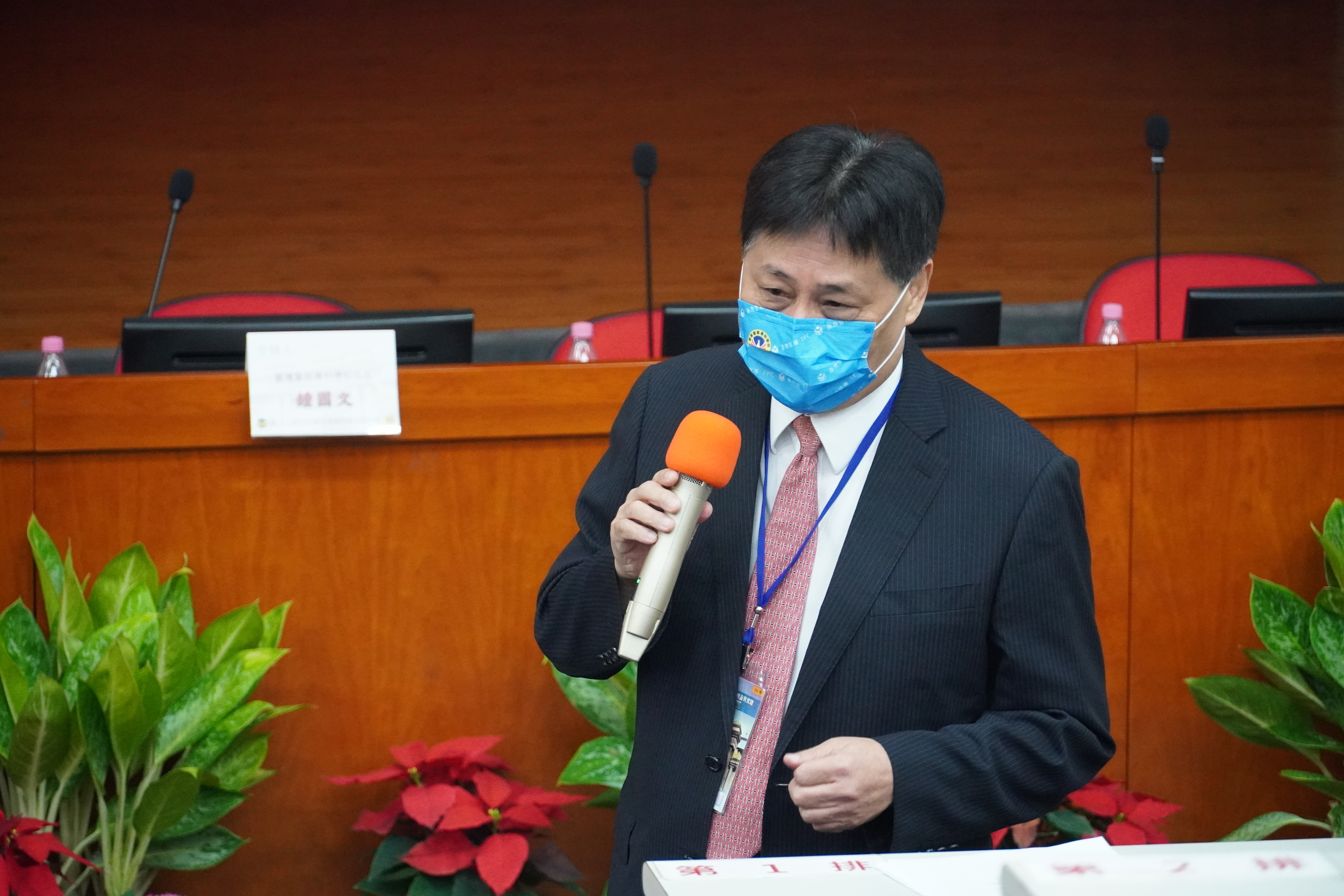 中央警察大學校長陳檡文進行專題演講:百年老店的創新與蛻變。